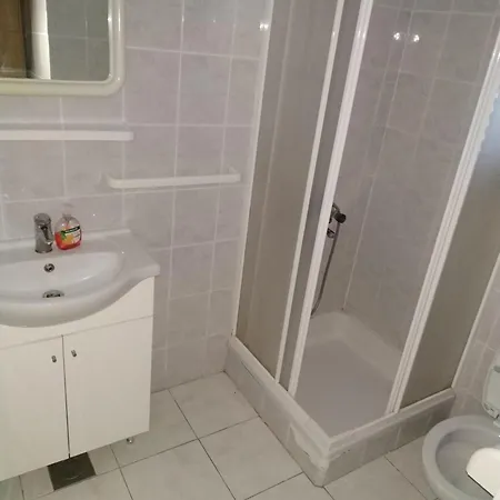 Appartement 2 - First Sea Row