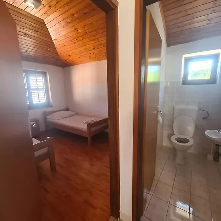 2 - First Sea Row Appartement *